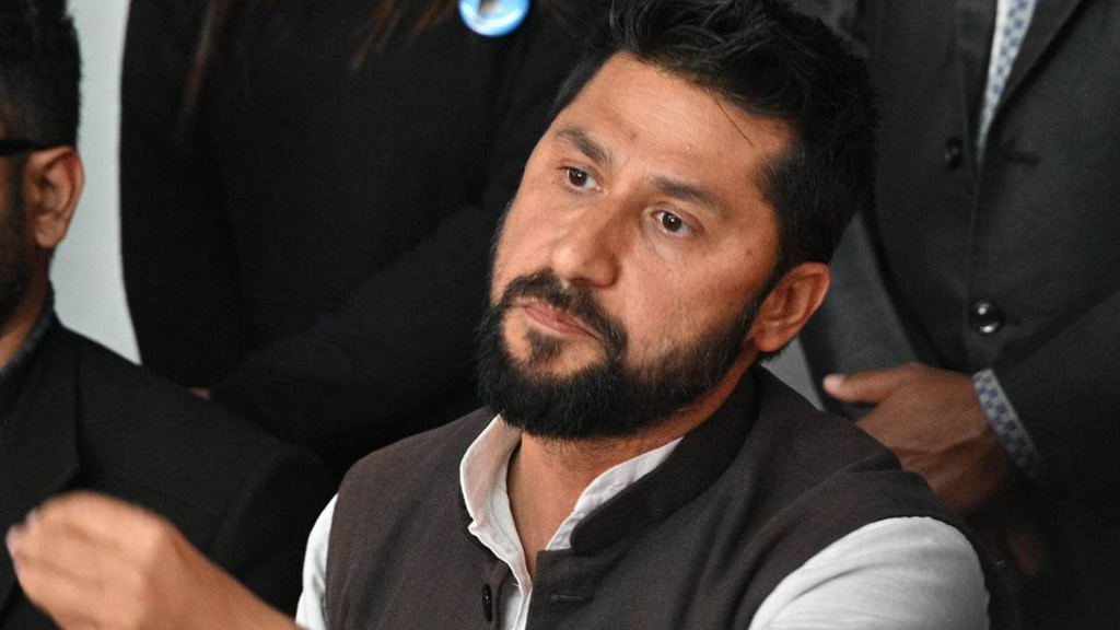 नेपाली जनताले आफ्नै हातबाट परिवर्तनको इतिहास लेख्नेछन् : रवि लामिछाने