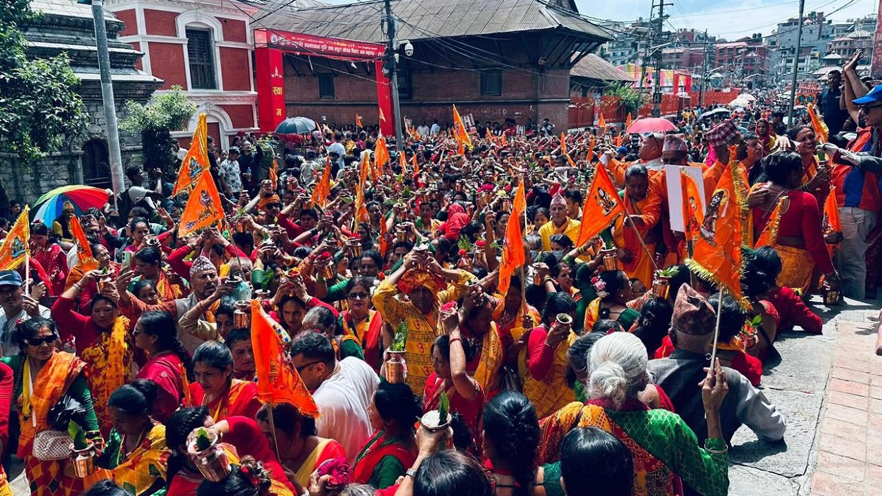 त्रिलोकेश्वरबाट पशुपतिसम्म कलश यात्रा सम्पन्न