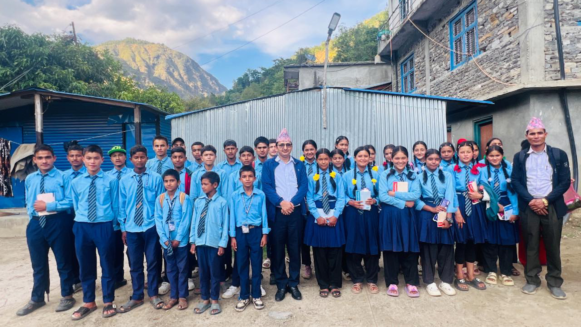 रामारोशन गाउँपालिकाको निर्णयः एसइइमा ए प्लस ल्याउनेलाई २० हजार, शिक्षकलाई मदिरा सेवनमा रोक