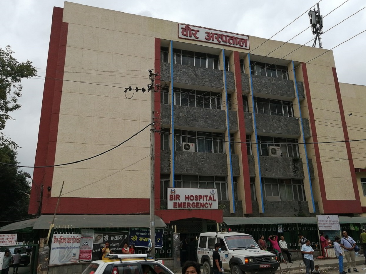 वीर अस्पतालका लेखा अधिकृत १ लाख २० हजार घुससहित पक्राउ