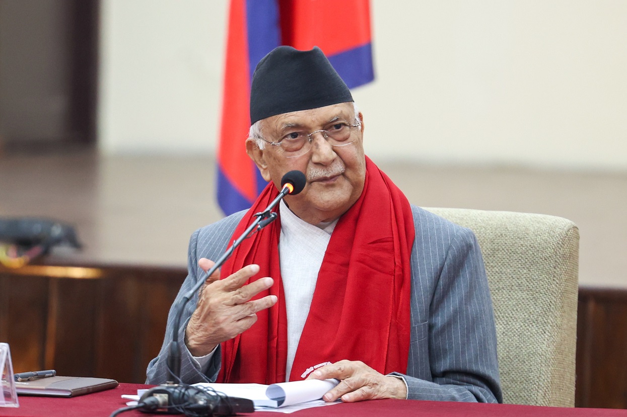 बालेनलाई बतासे अण्डाको संज्ञा दिँदै ओलीले भने– देश जलाउने शक्तिबाट चल्ला निस्किँदैन