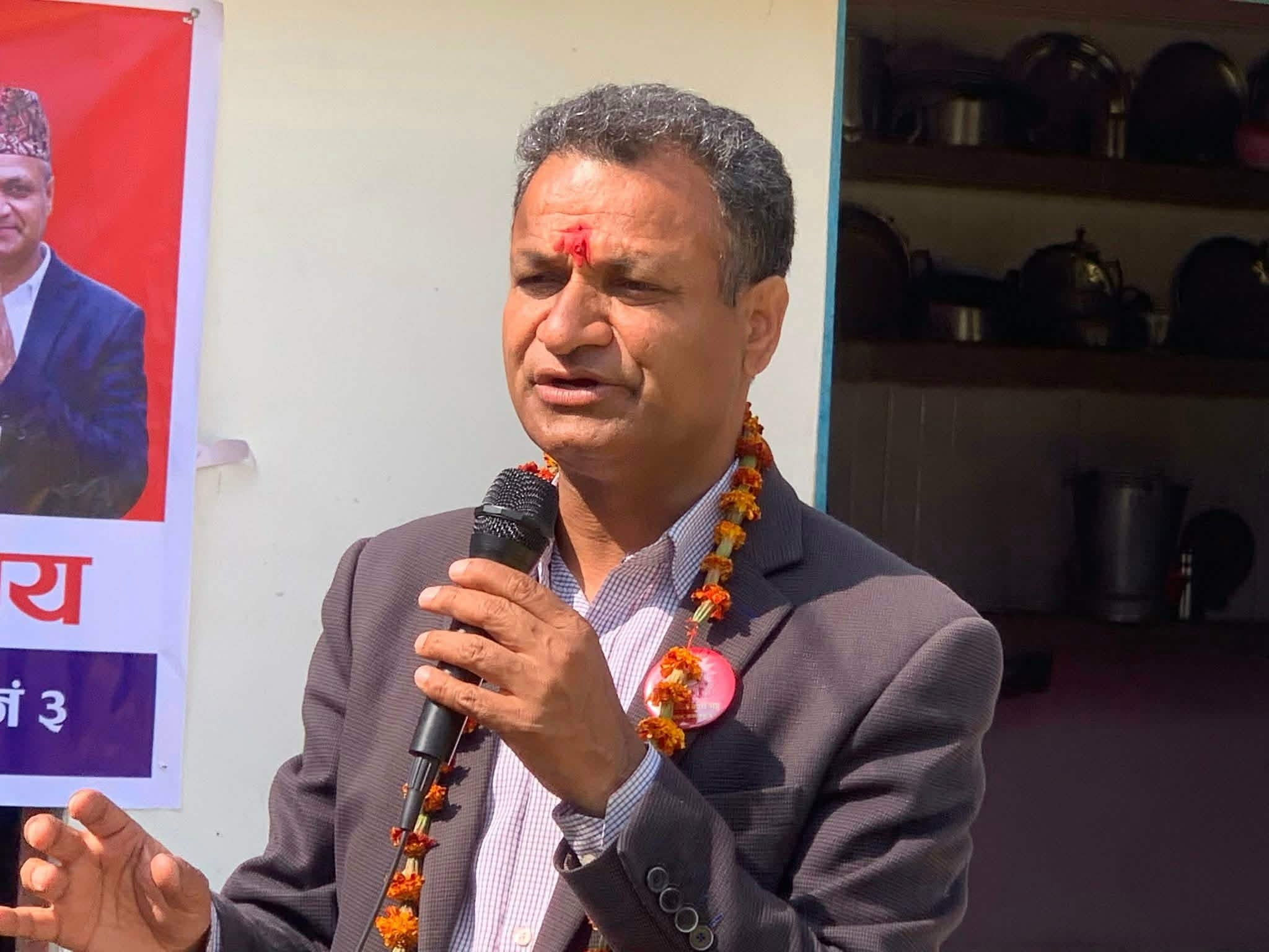 कञ्चनपुर– ३ः सुदूरपश्चिम विकासको एजेन्डासहित डा.दीपक भट्ट पुनः चुनावी मैदानमा